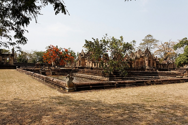 12-Prasat Muang Tam-042